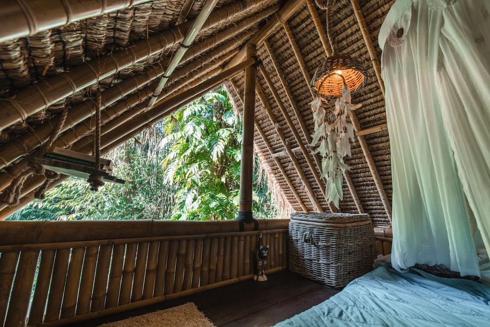 Bali Dacha 1