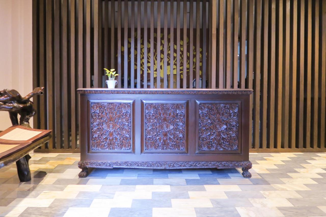 The Grand Palace Hostel 2