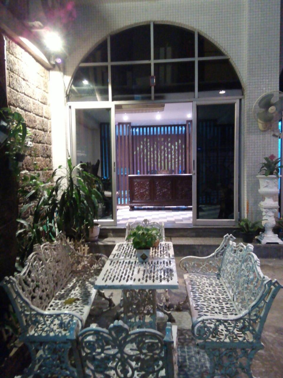 The Grand Palace Hostel 1