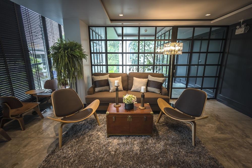 Apartelle Jatujak Hotel 1