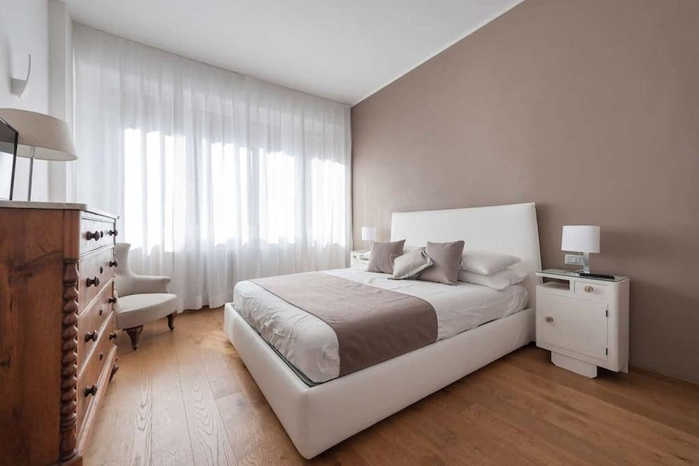 Pitti Palace Apartment 1