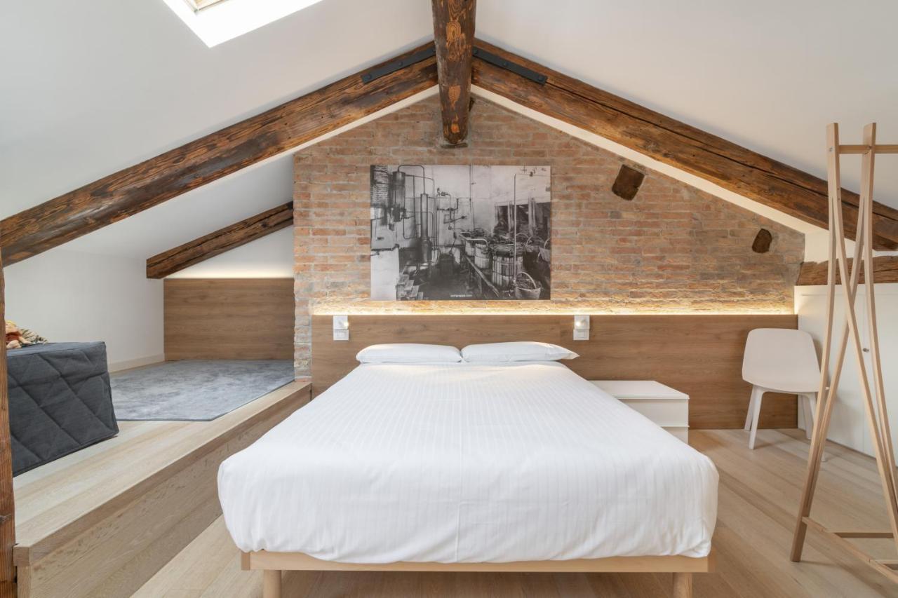 Poli Grappa Suite 2