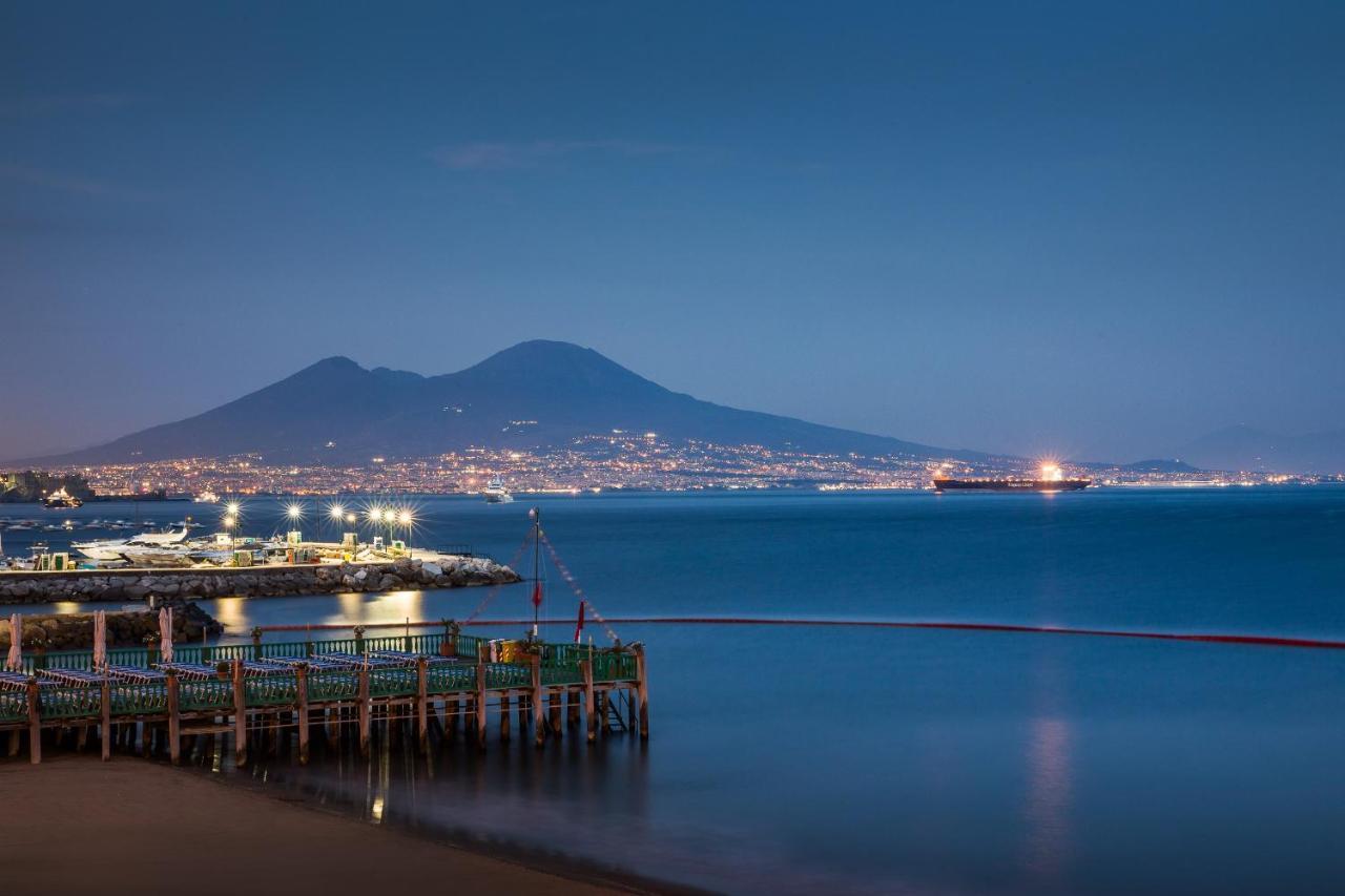 Lhp Suite Posillipo