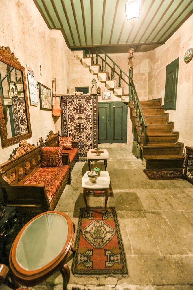 Kardesler Cave Hotel
