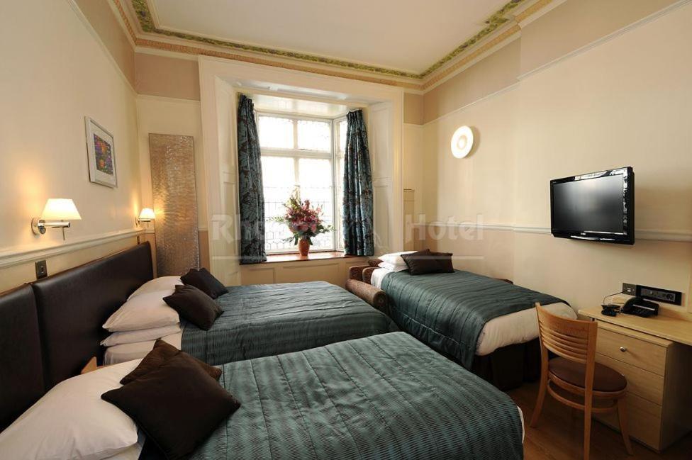 Rhodes Hotel 1