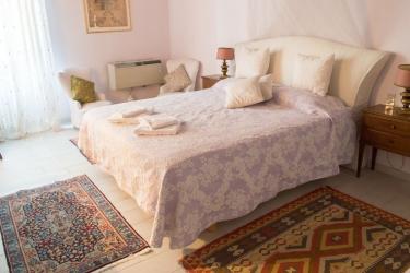 La Rosa Townhouse 1