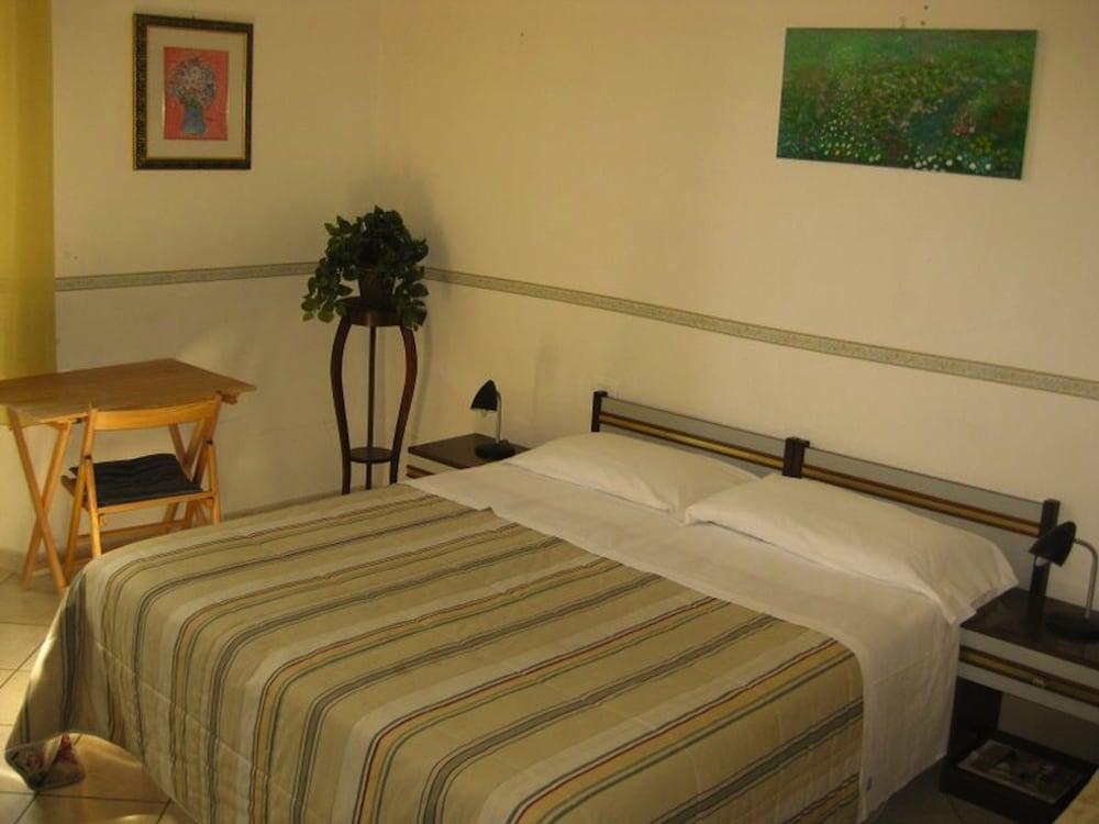 Hostel Veronique 1