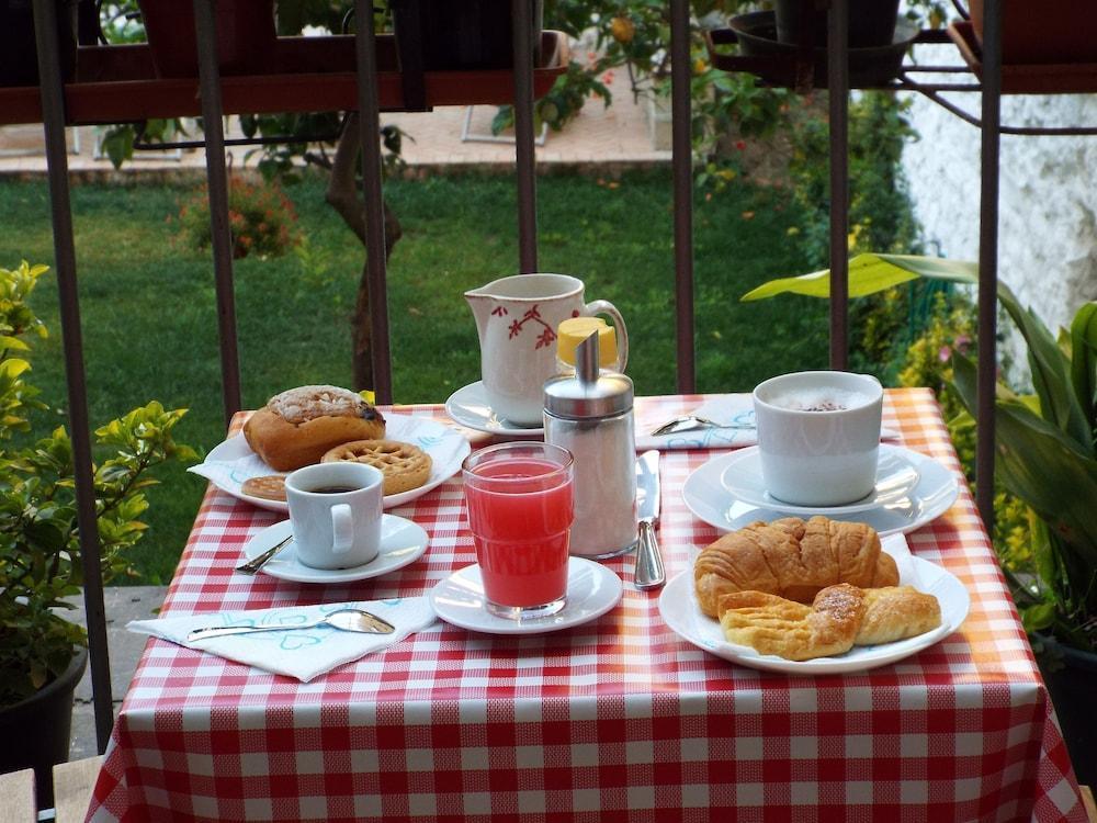 B&B in Giro Per Napoli