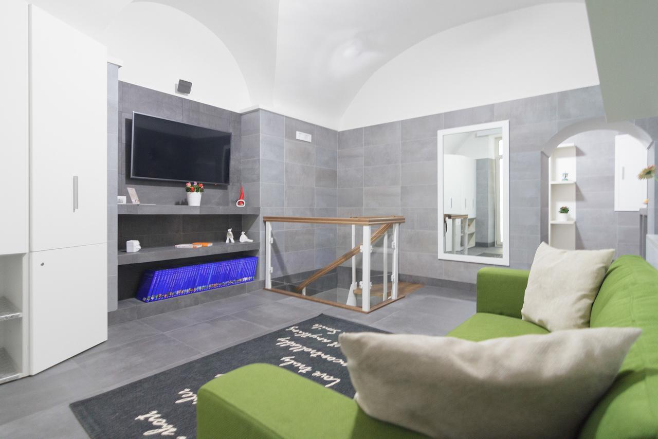 Relais Nevel Ai Decumani 2