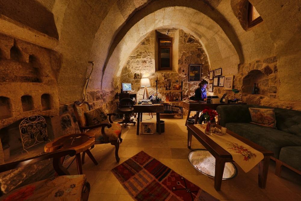 Eyes of Cappadocia Cave Hotel