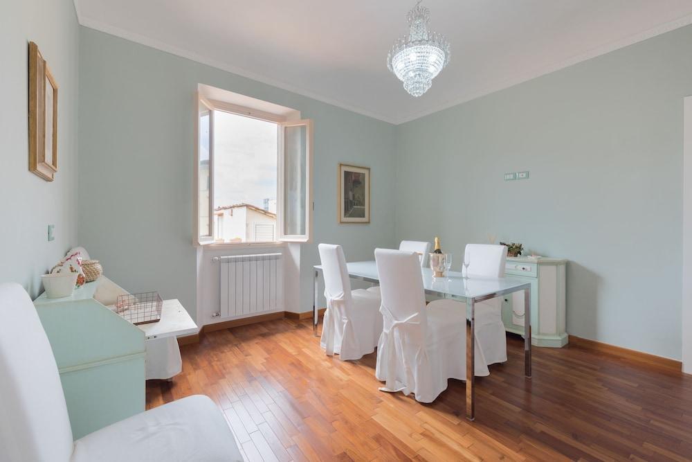 Central View Suite 2