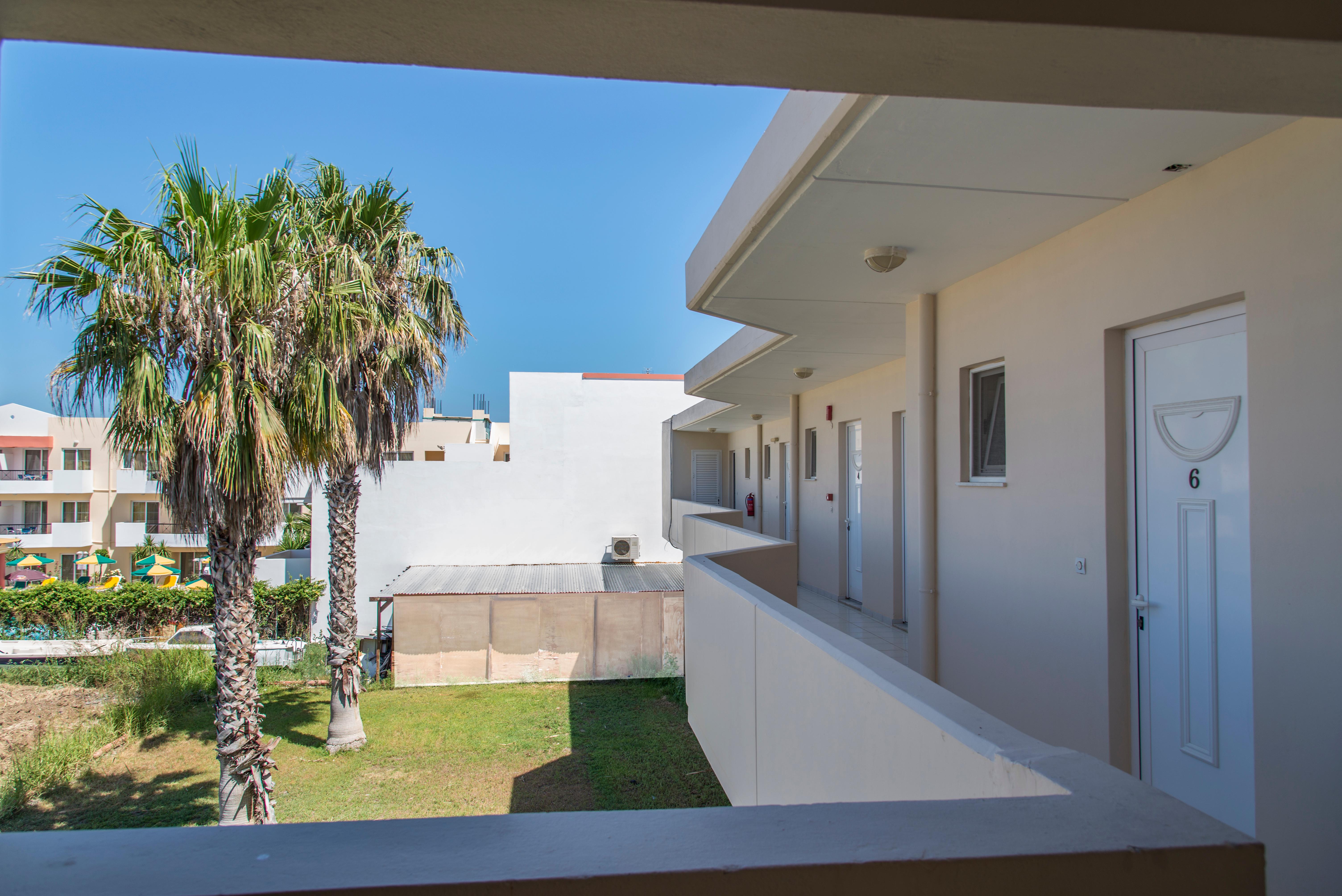Oneiro Apartments
