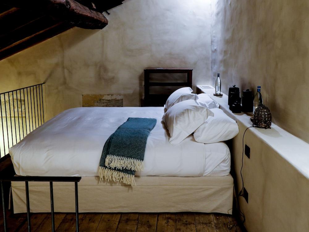 Palazzo Albricci Peregrini (Adults only) 2