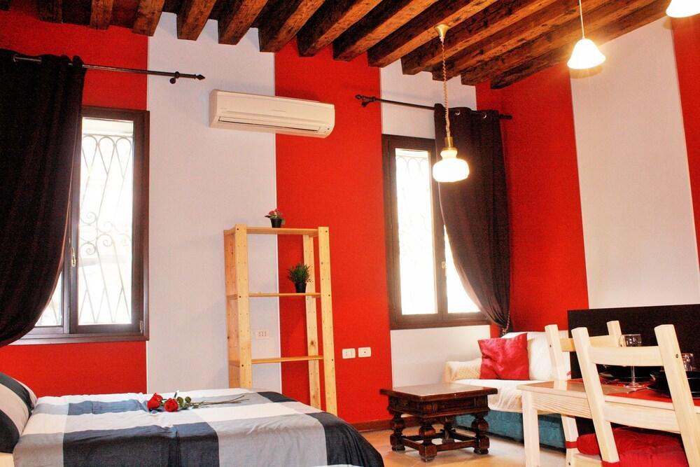 Mario Apartment 5012 2