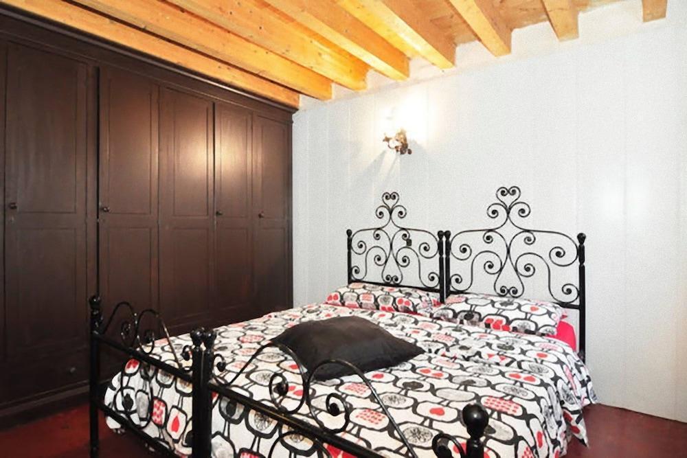 Mario Apartment 6518