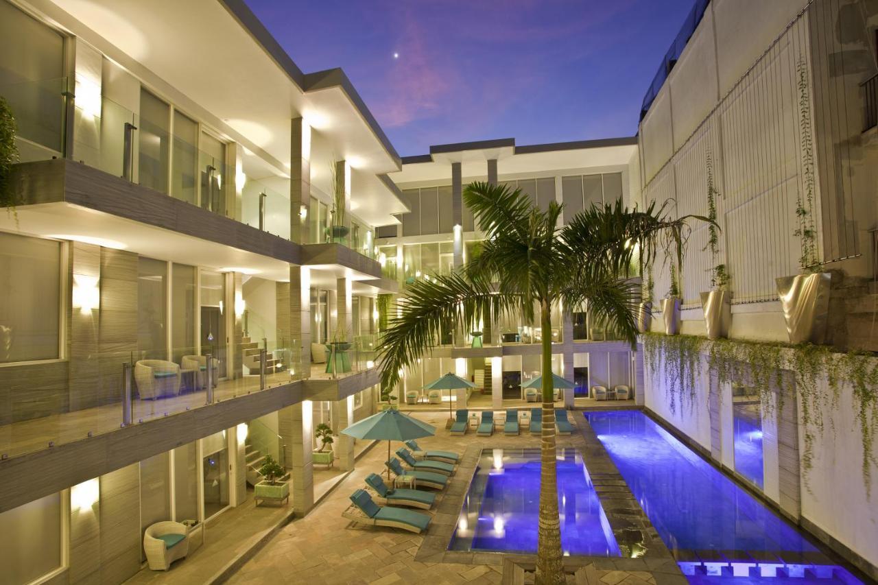 Aq-Va Hotel & Villas