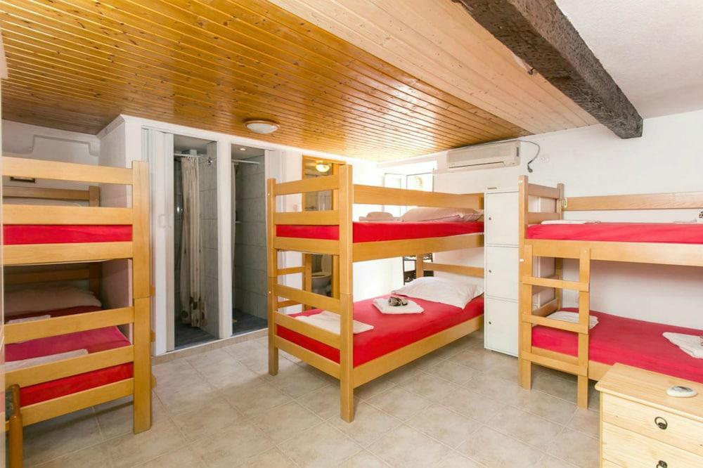 The City Place (Adults only) 2