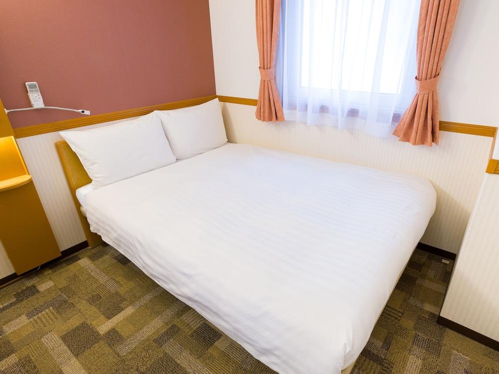 Toyoko Inn Kanazawaeki Higashiguchi 1