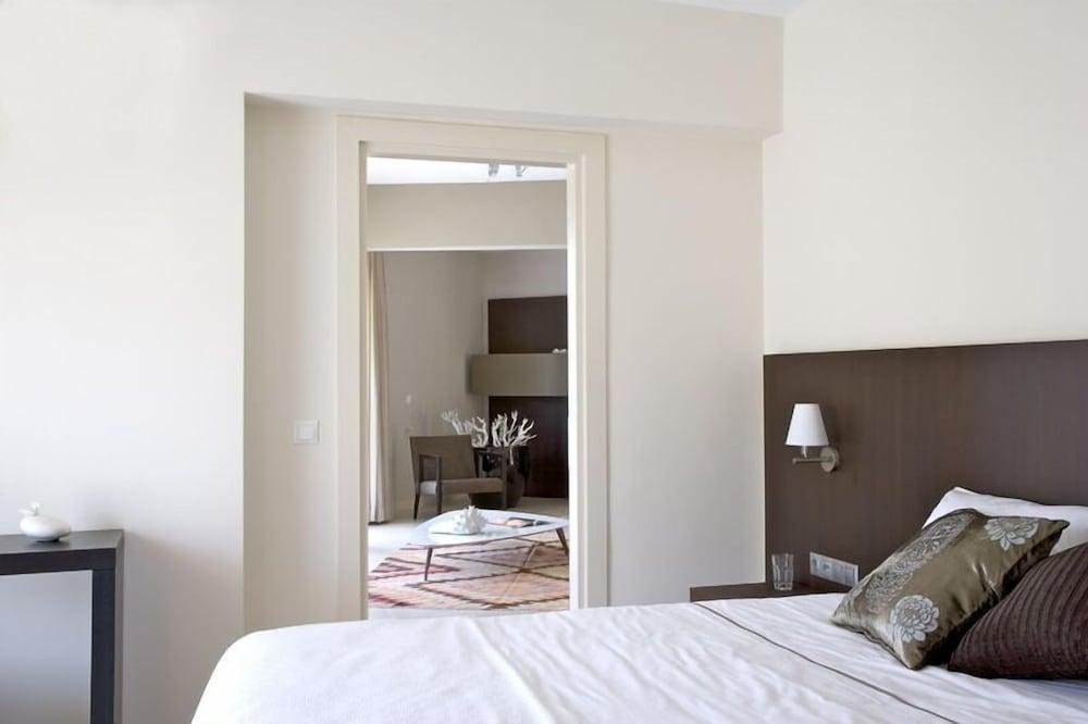 Med-Inn Boutique Hotel