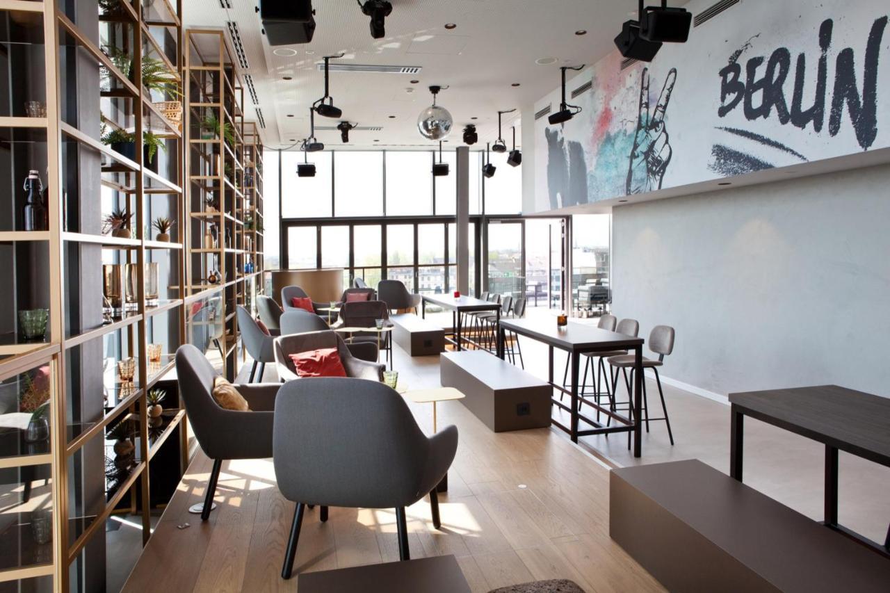 Hotel Indigo Berlin - East Side Gallery 1