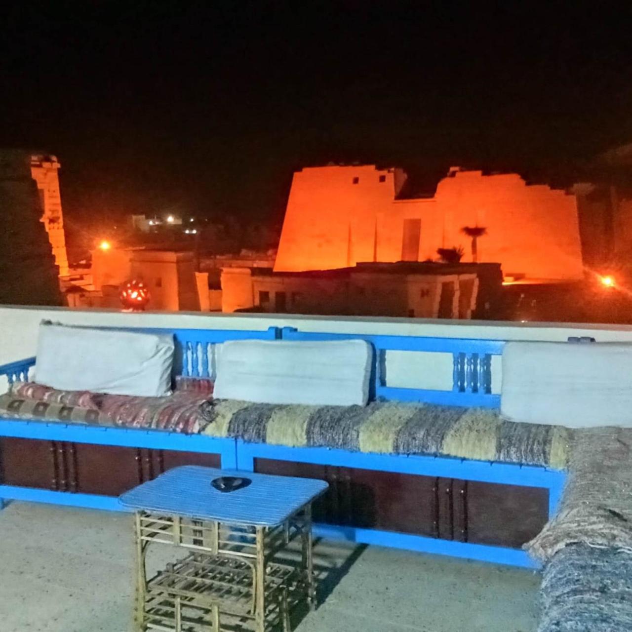 Shahhat House