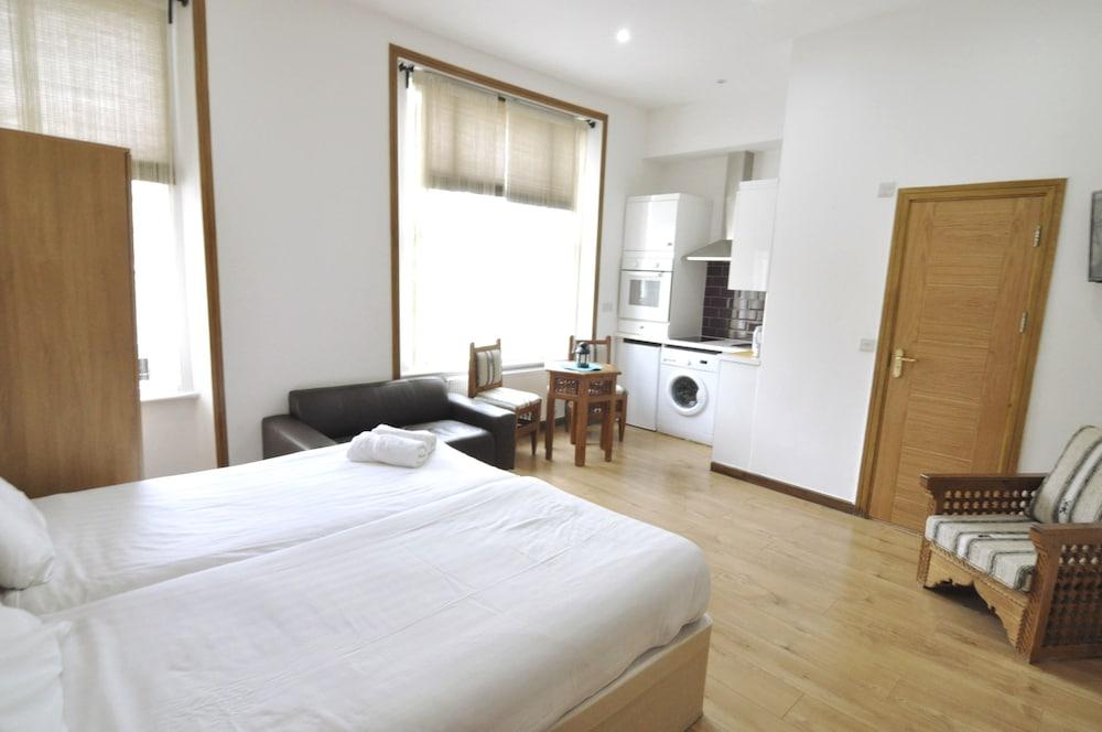 Kempsford House Apartments 1