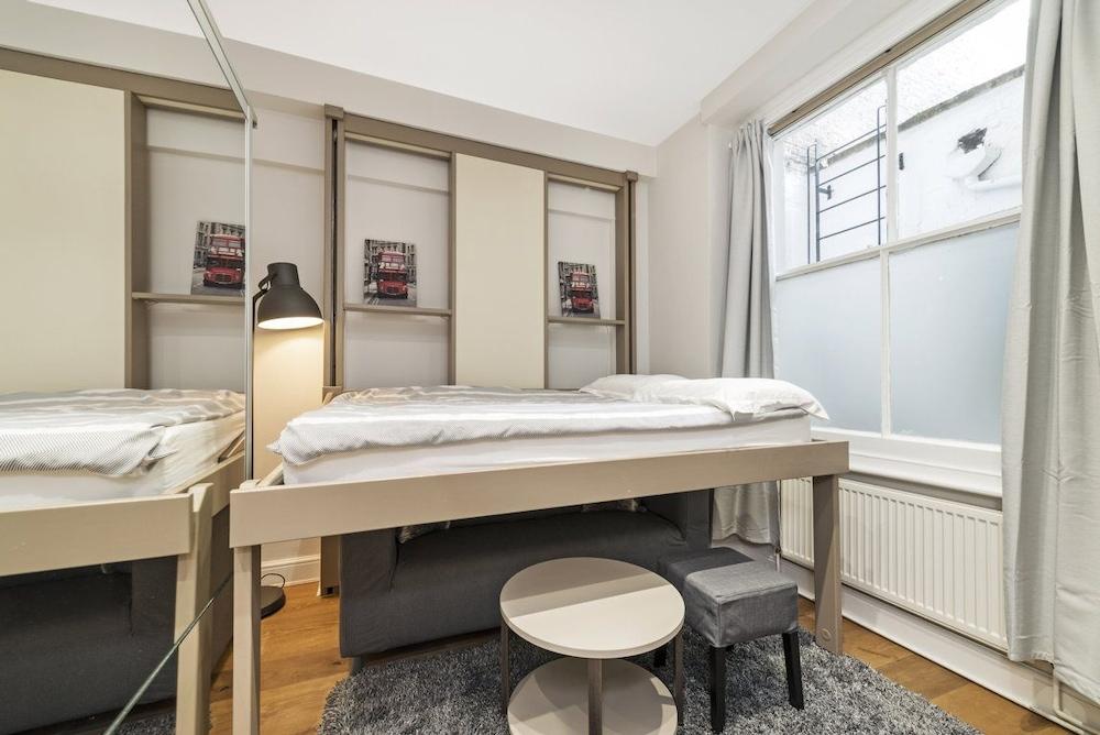 1 Bedroom Clarincarde Apartment 2