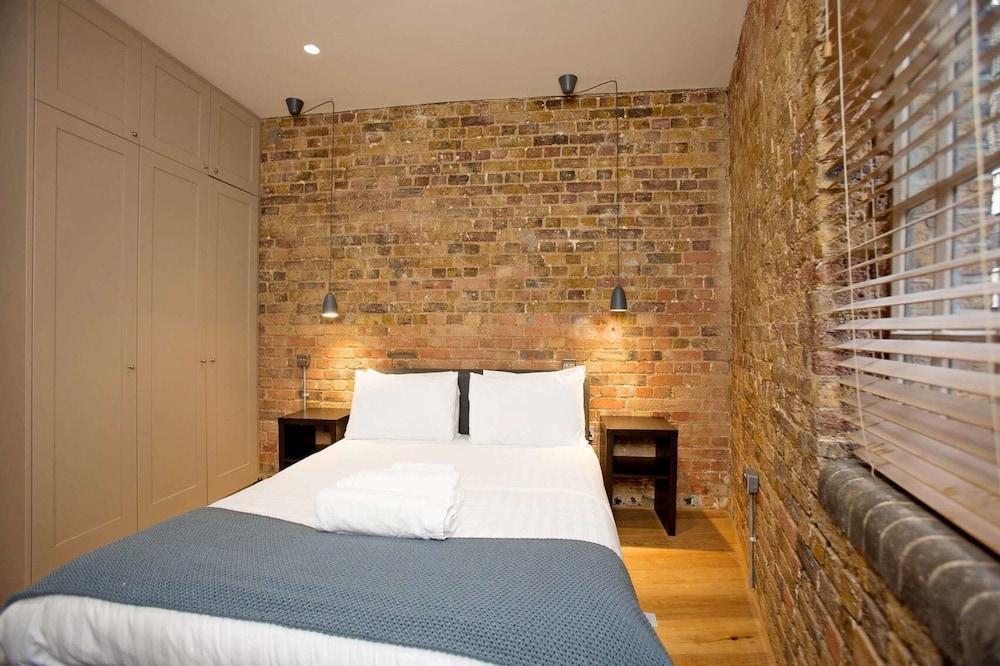 Luxury Loft Oxford Street with AC 1