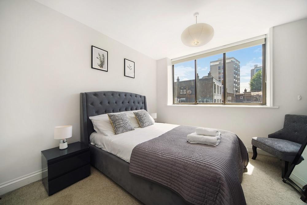 2 Bed Cozy Apartment in Central London Fitzrovia with Wifi 2
