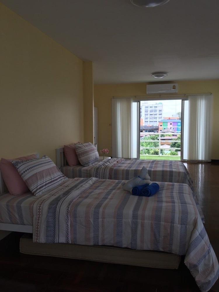 Chan Guest Villa @ Aree 1