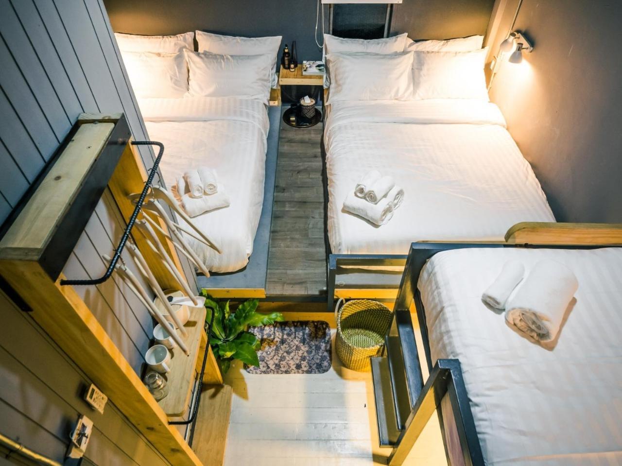 Zeds Hostel