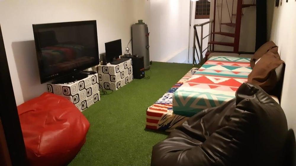 Vr Hostel Khaosan