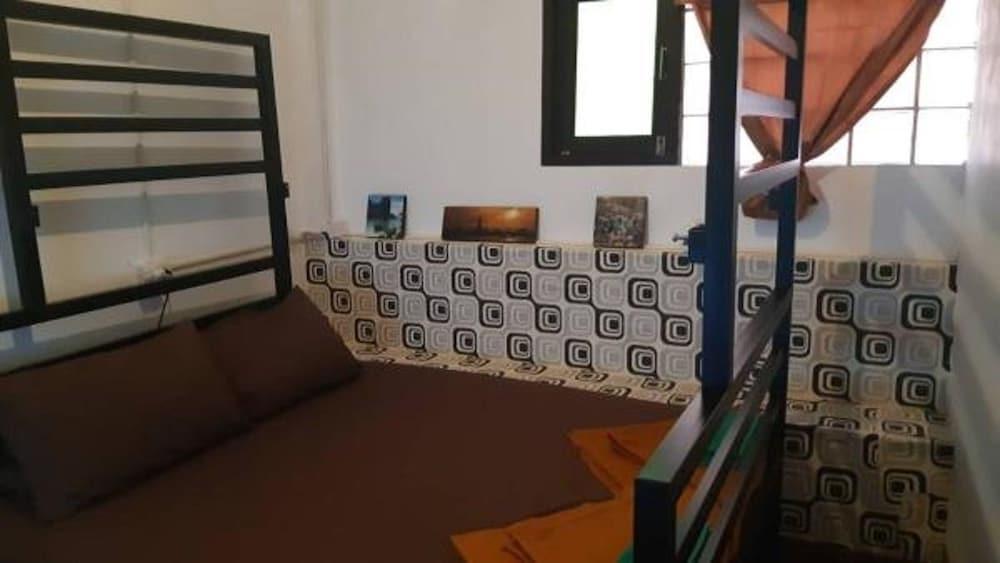 Vr Hostel Khaosan 1