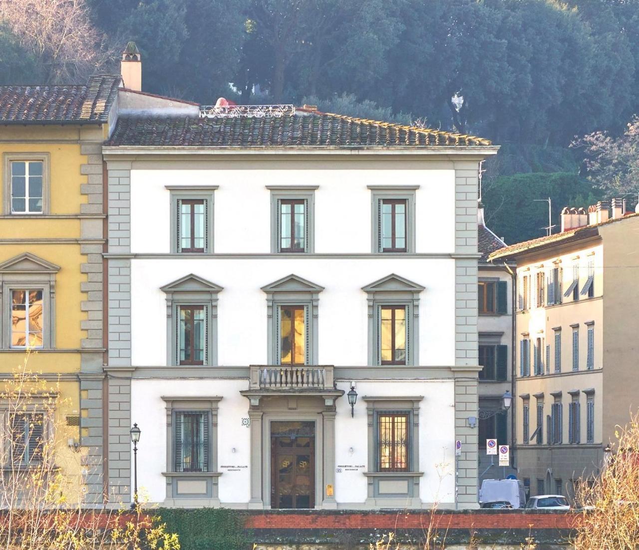 Serristori Palace