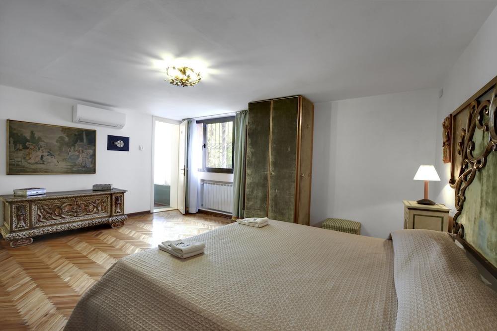 Venetian Apartment Accademia Dorsoduro District 2