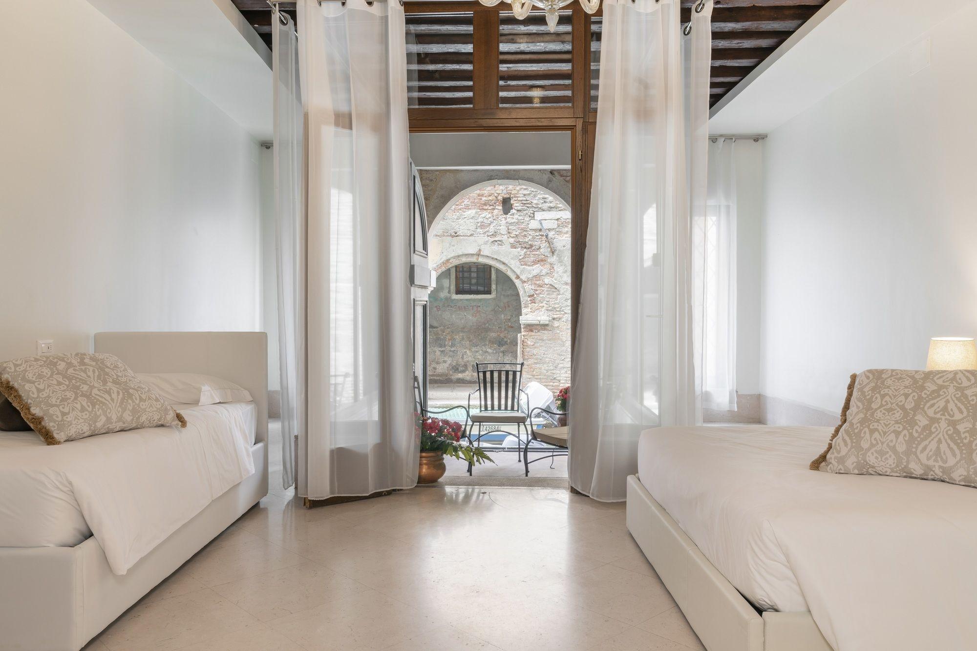 Riva Palace Apartments 1