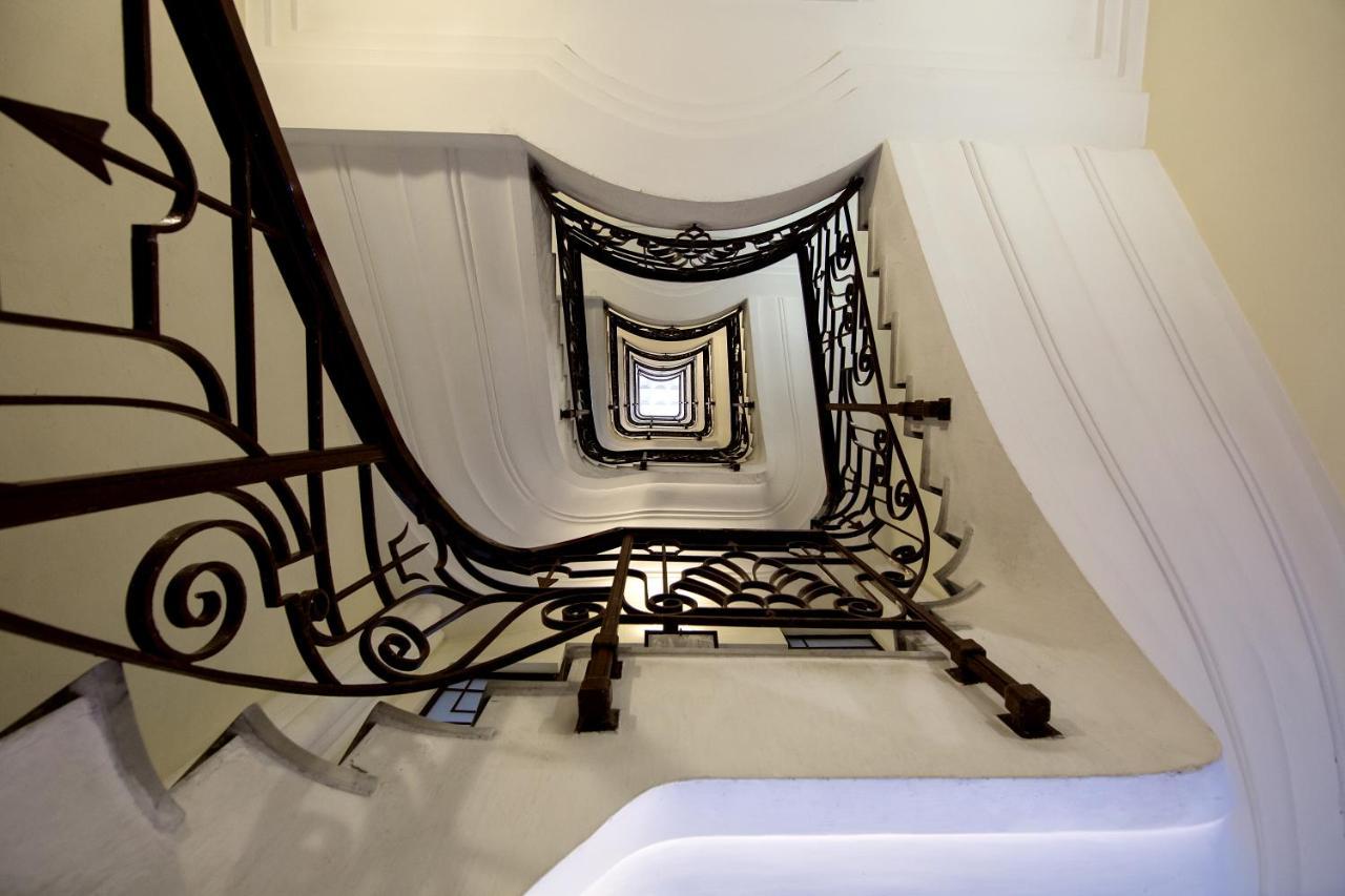 50 Suite B&B 2