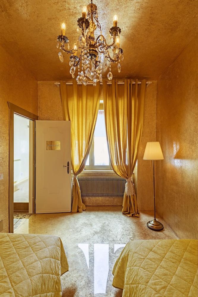 Very Elegant Central Gravedona Lake Como 1