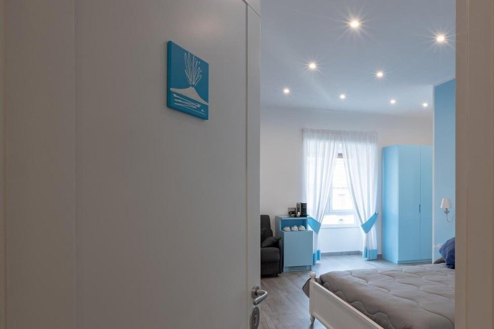 Suite Napoletana 1