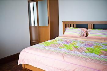 Lake View Condominium Superior