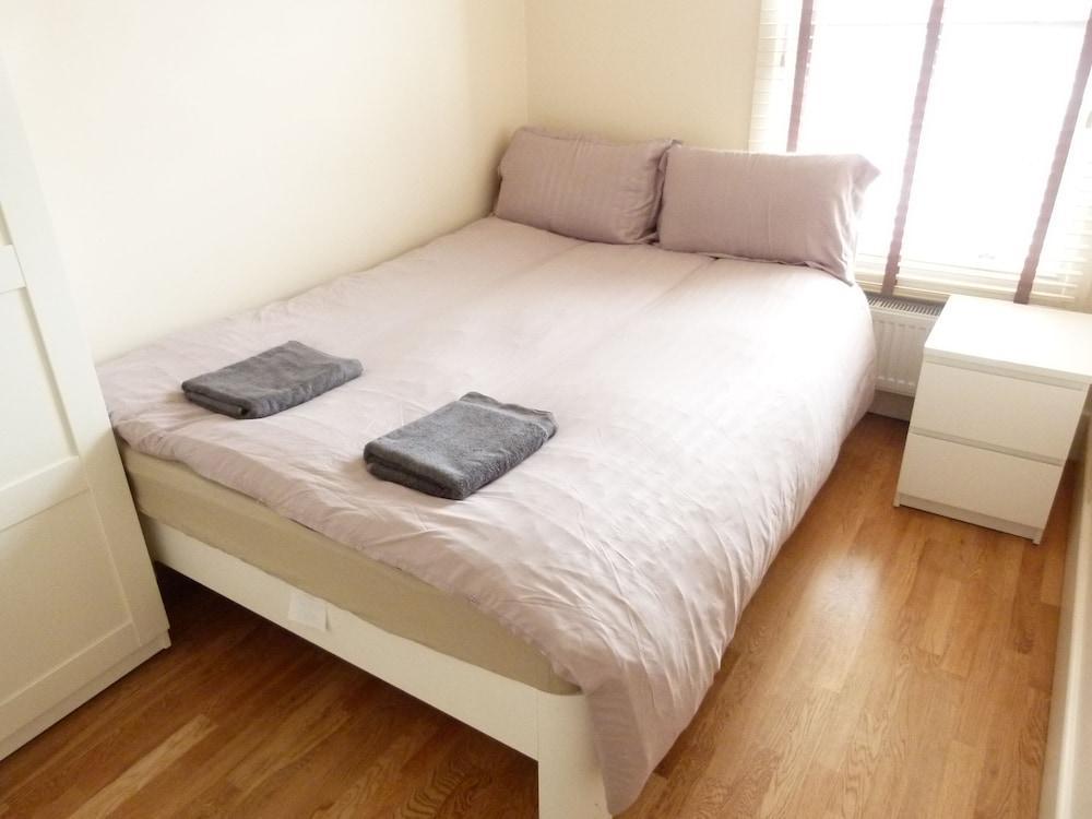 Ss Property Hub - West Kensington Apartment 1