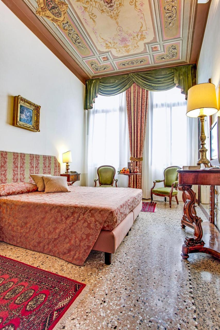 Palazzo Schiavoni 2