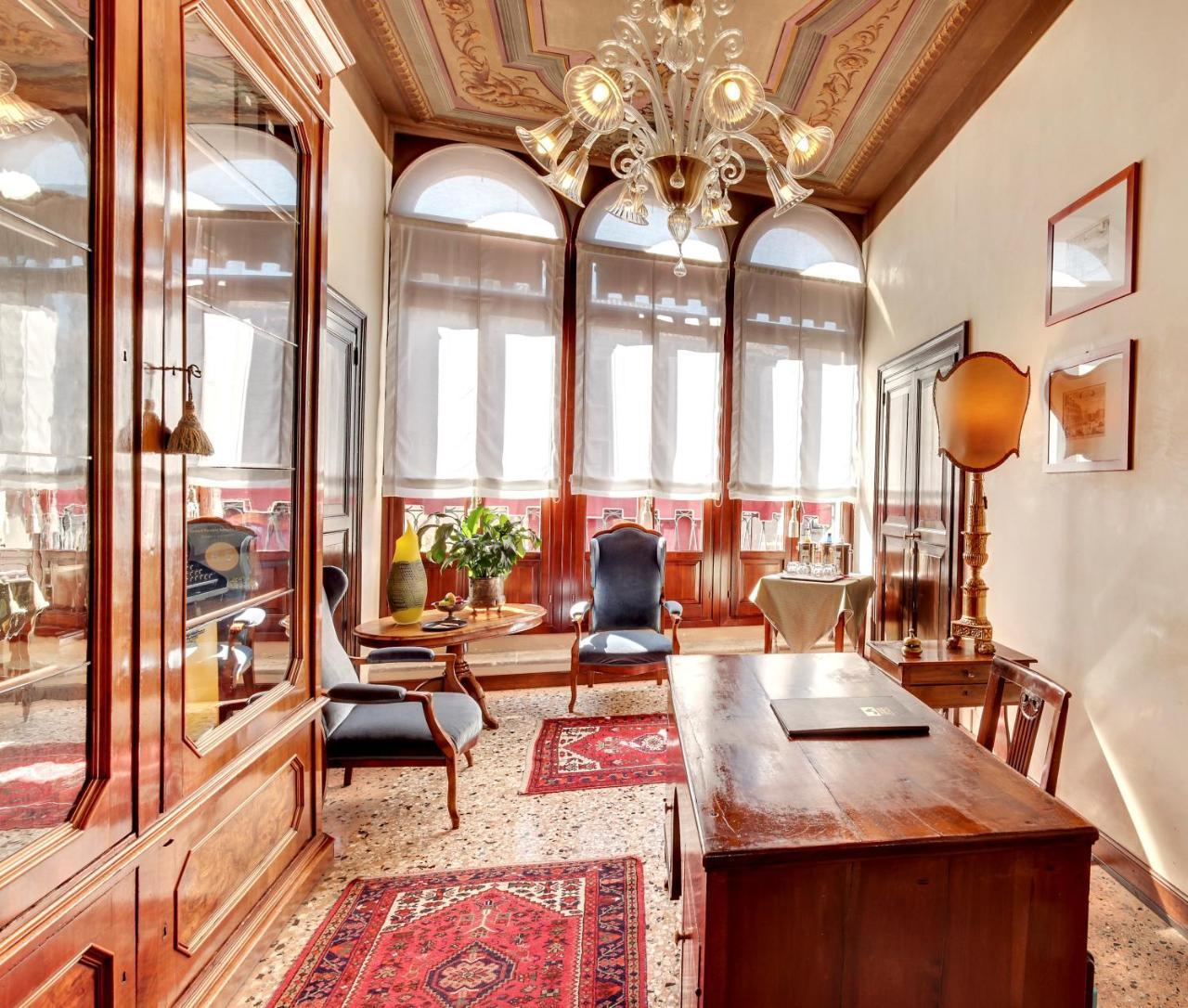 Palazzo Schiavoni 1