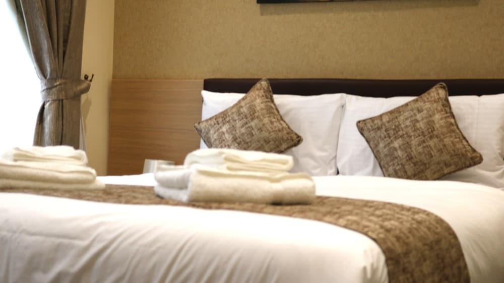 Shoreditch Inn 2