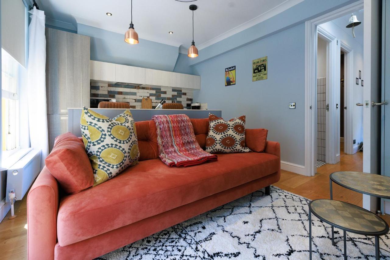 Vancouver Hotel And Studios 2
