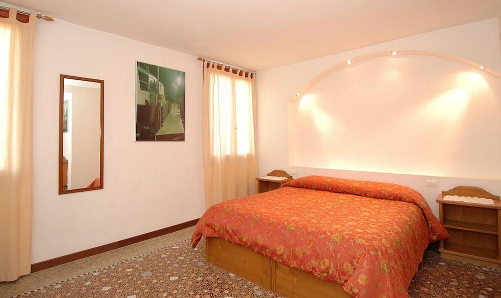 Locanda Ai Bareteri B&B Allegri 1
