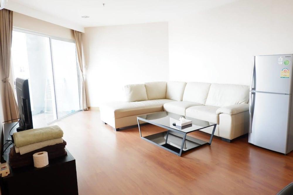 J.J Belle Condo in Bangkok