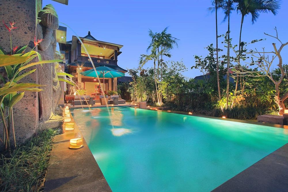 D'legon Villas