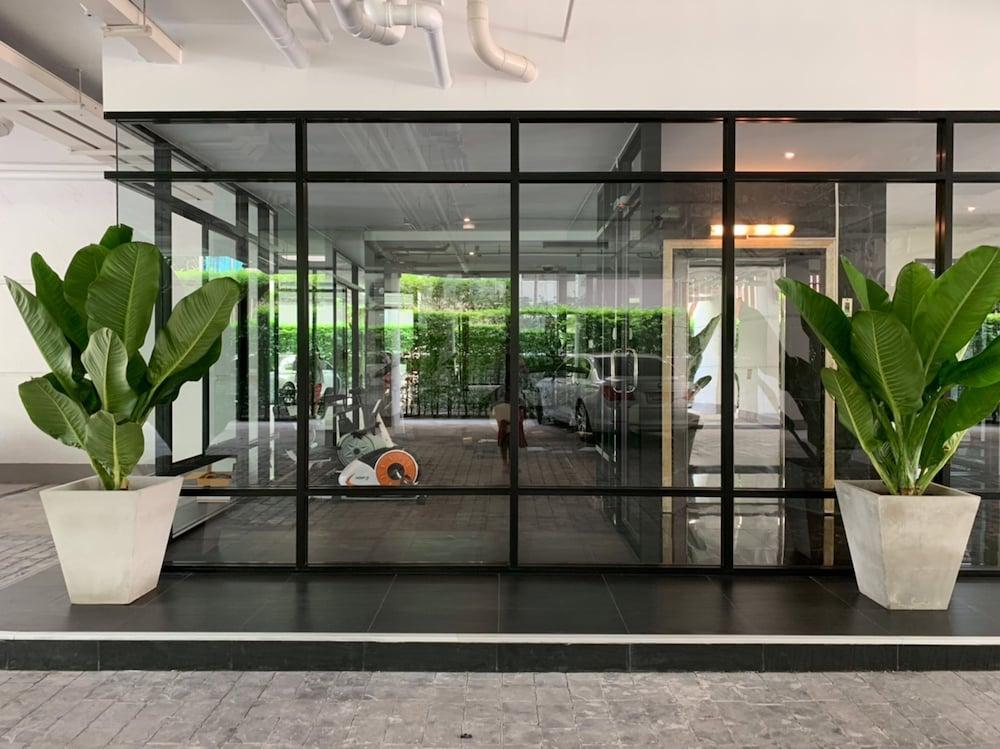 Pacific Residence 39 1