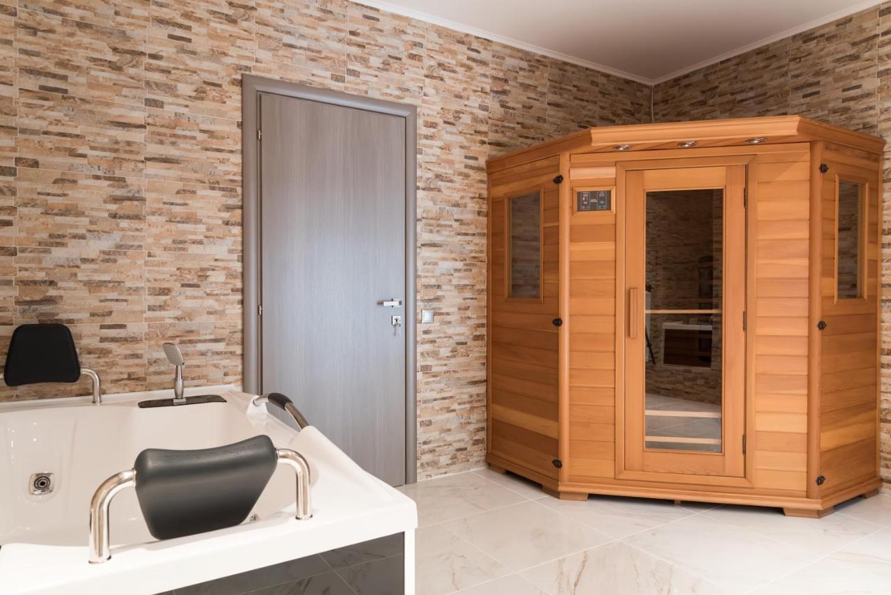 Luxury Living Apartments And SPA 1